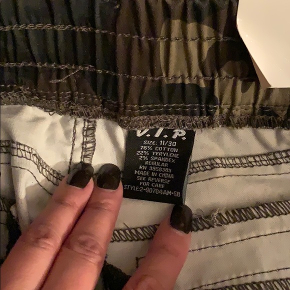 Stretchy jogger type pants - Picture 3 of 3